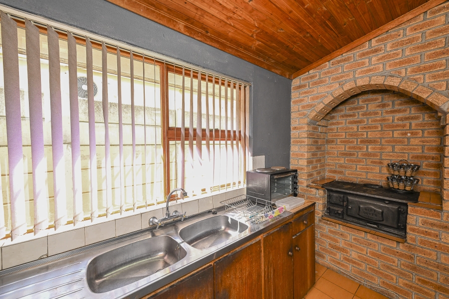 4 Bedroom Property for Sale in Vasco Estate Western Cape